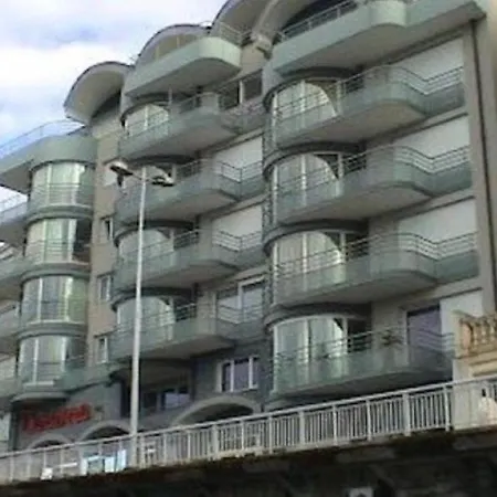Appartement2 Pieces 39 M2 Dans Le Centre D'evian 2